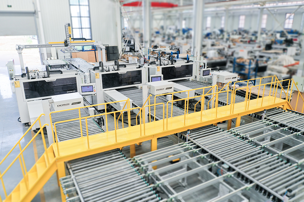 EXCITECH Drilling Cell – intelligent automatisk borrlösning. Ingen begränsning av arbetskraft, produktion i flera skift, kräver färre operatörer än manuell, öka produktiviteten